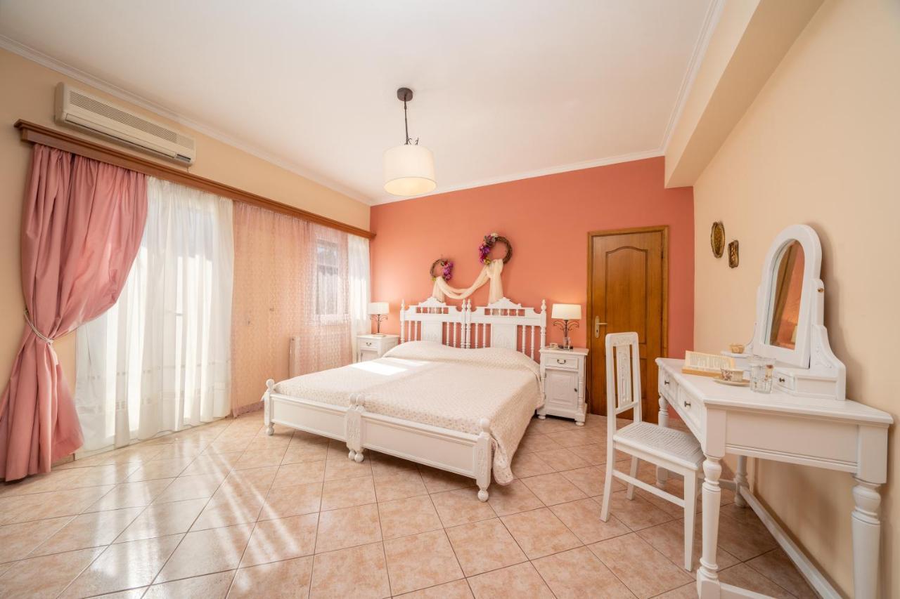 Artemis Superb 2 Bedroom Apartment 700 M Away From The Beach Миния Экстерьер фото