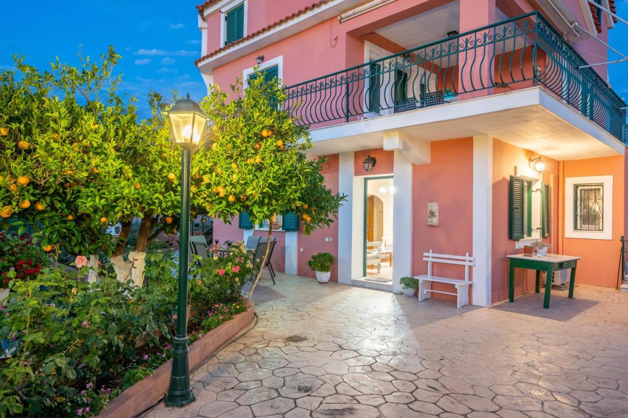 Artemis Superb 2 Bedroom Apartment 700 M Away From The Beach Миния Экстерьер фото