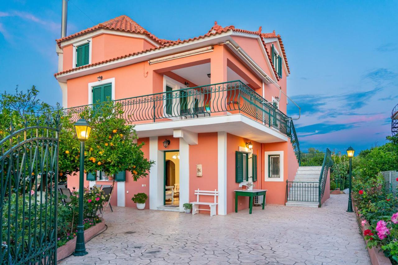 Artemis Superb 2 Bedroom Apartment 700 M Away From The Beach Миния Экстерьер фото
