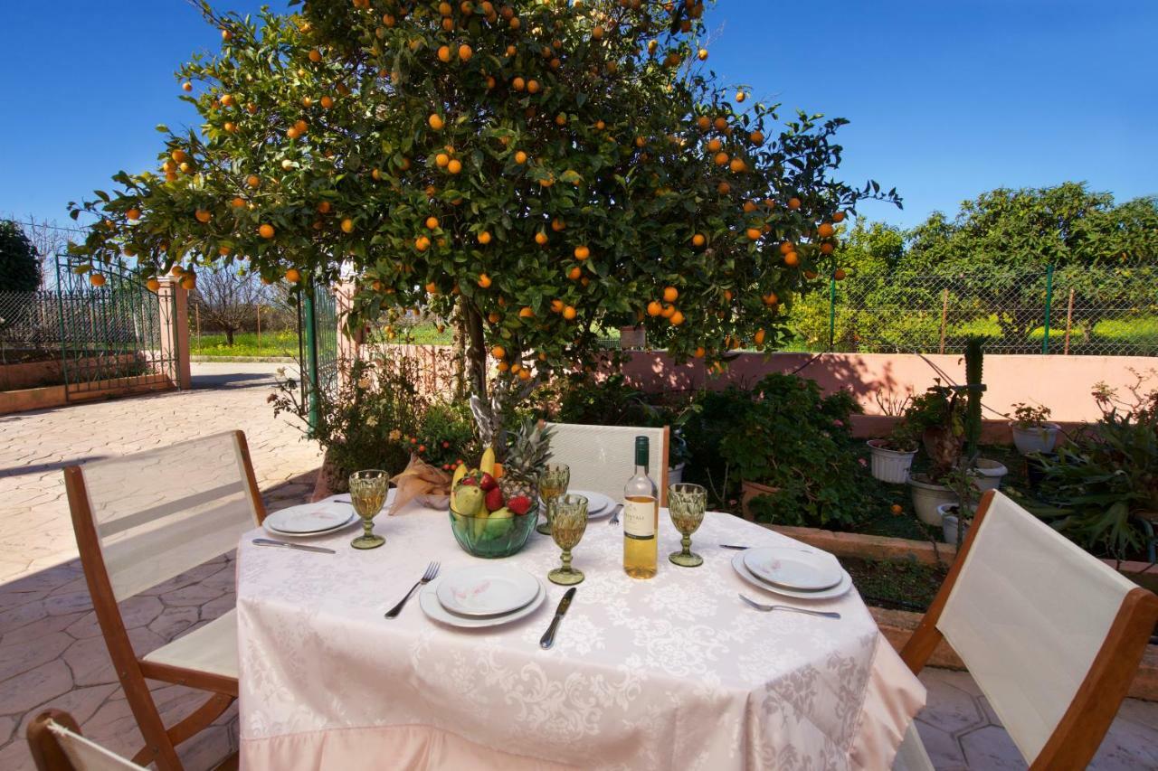 Artemis Superb 2 Bedroom Apartment 700 M Away From The Beach Миния Экстерьер фото