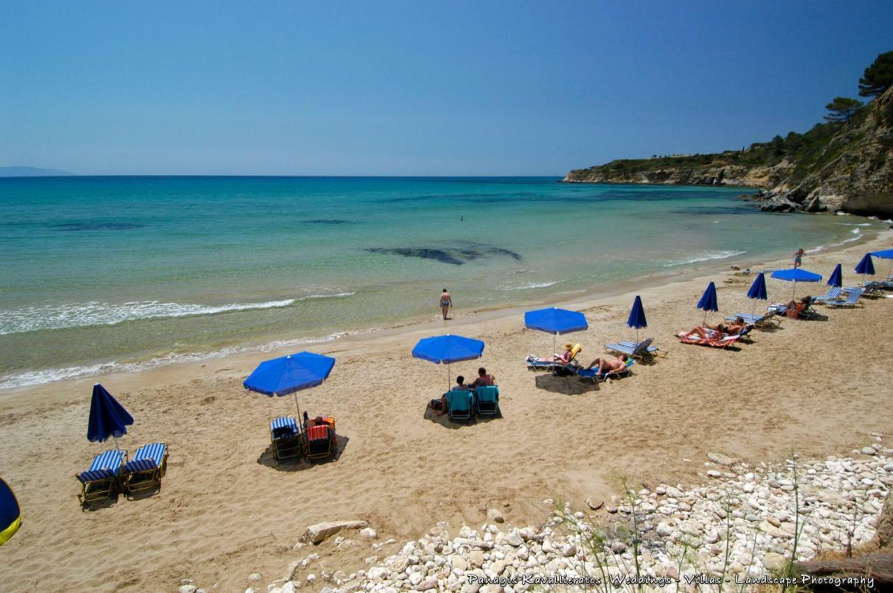 Artemis Superb 2 Bedroom Apartment 700 M Away From The Beach Миния Экстерьер фото