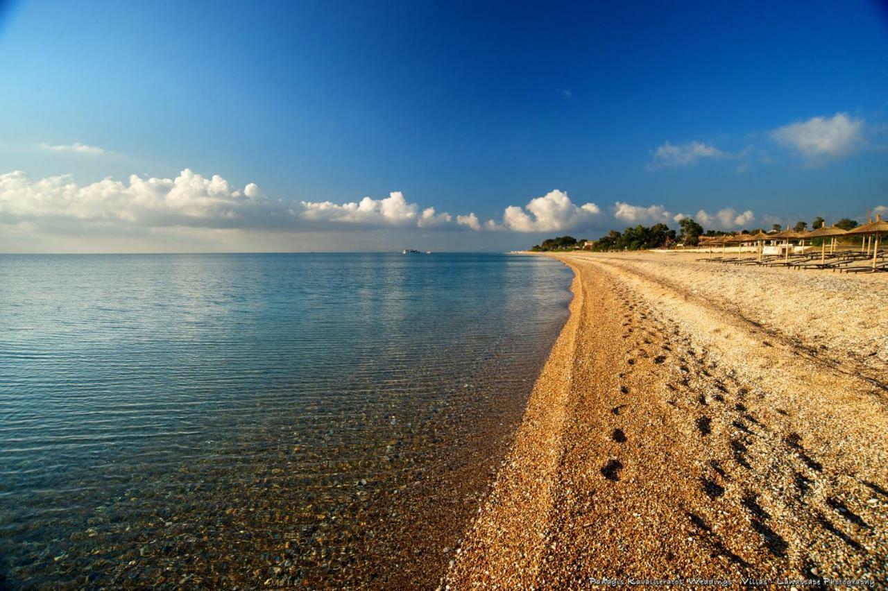 Artemis Superb 2 Bedroom Apartment 700 M Away From The Beach Миния Экстерьер фото